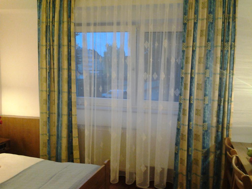 S&L Hotel Neuss Kültér fotó