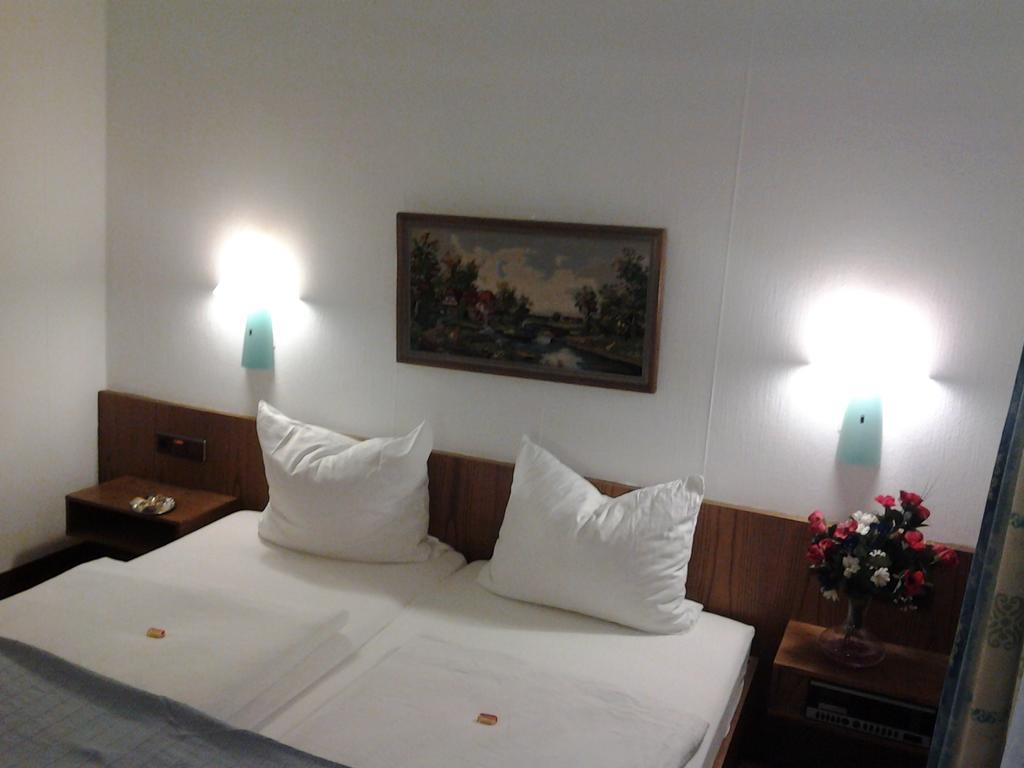 S&L Hotel Neuss Kültér fotó