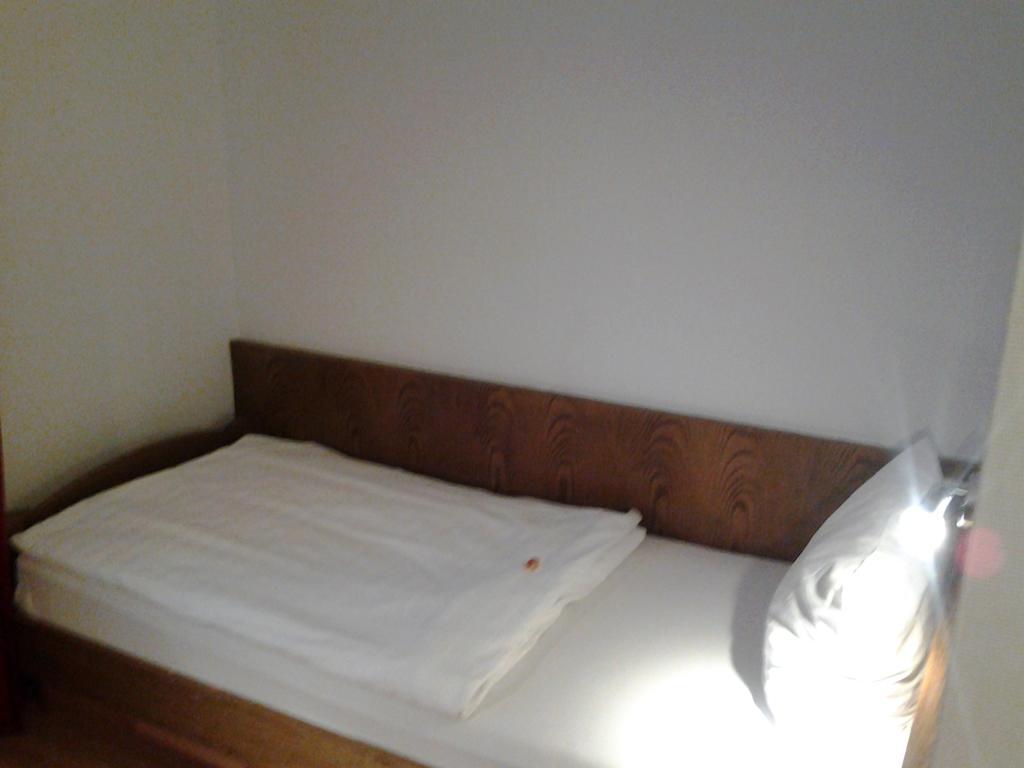S&L Hotel Neuss Kültér fotó